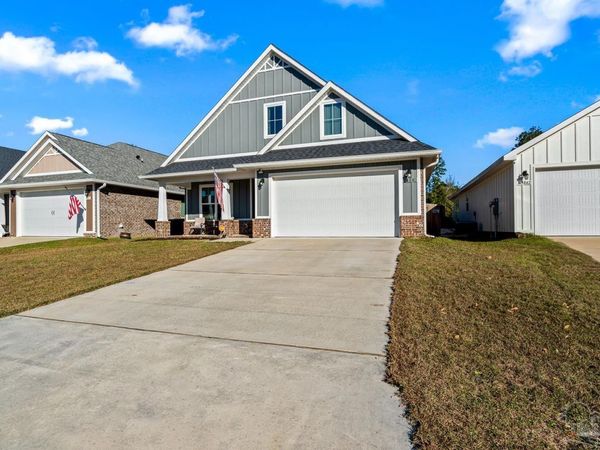 3838 Ranch Rd, Pace, FL 32571