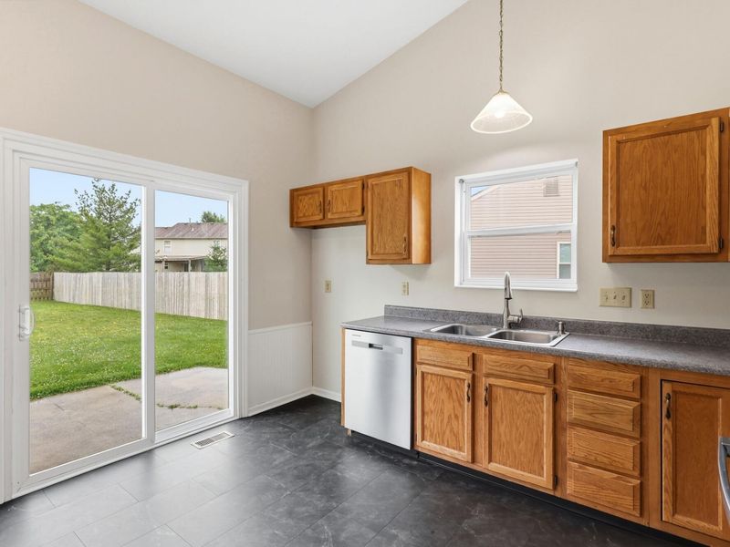 2780 N Barnhill Place, Xenia, OH 45385 Photo 12