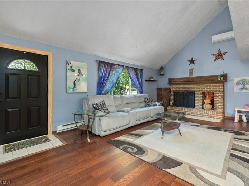 2565 Abbe Road, Sheffield Village, OH 44054 Photo 4