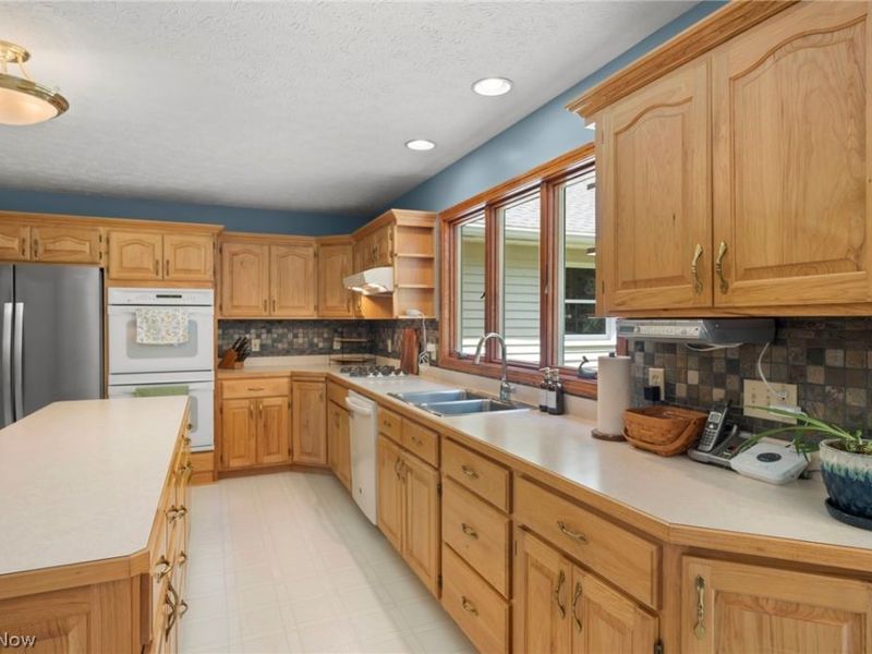 167 Rebecca Lane, Brunswick, OH 44212 Photo 11