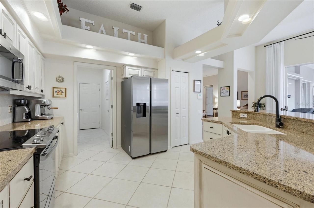 597 Aston Woods Court, Venice, FL 34293 Photo
