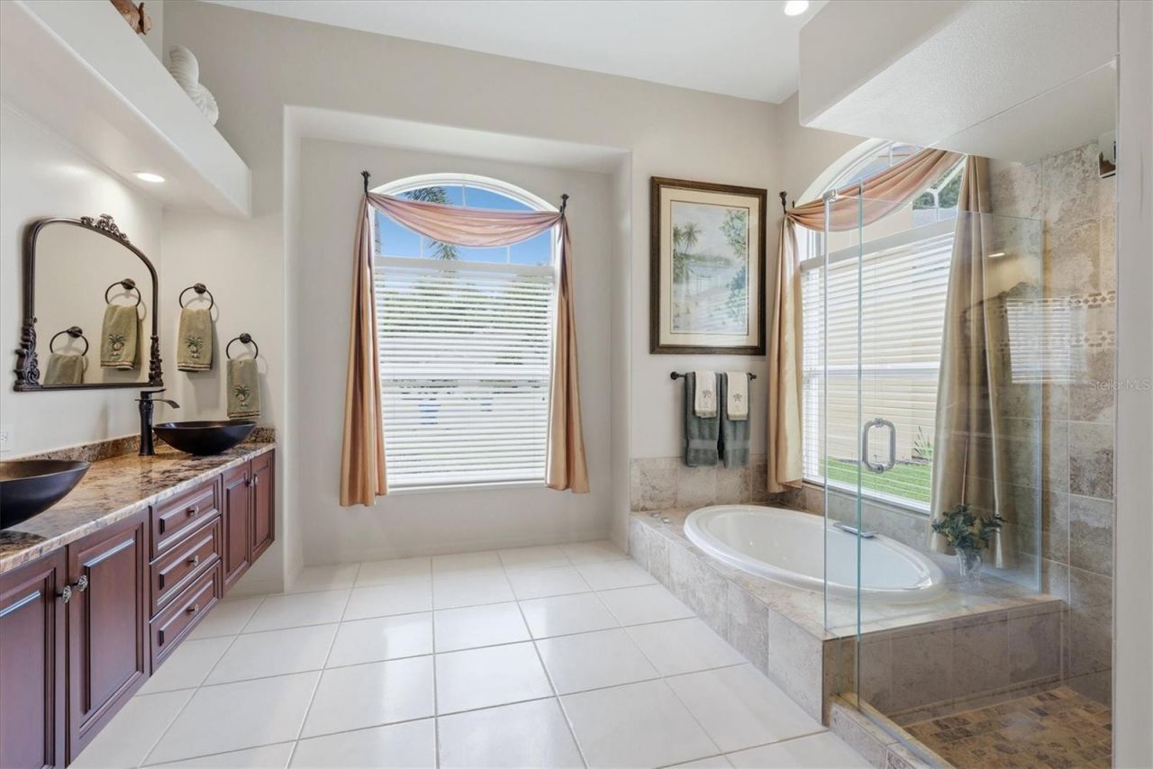 597 Aston Woods Court, Venice, FL 34293 Photo