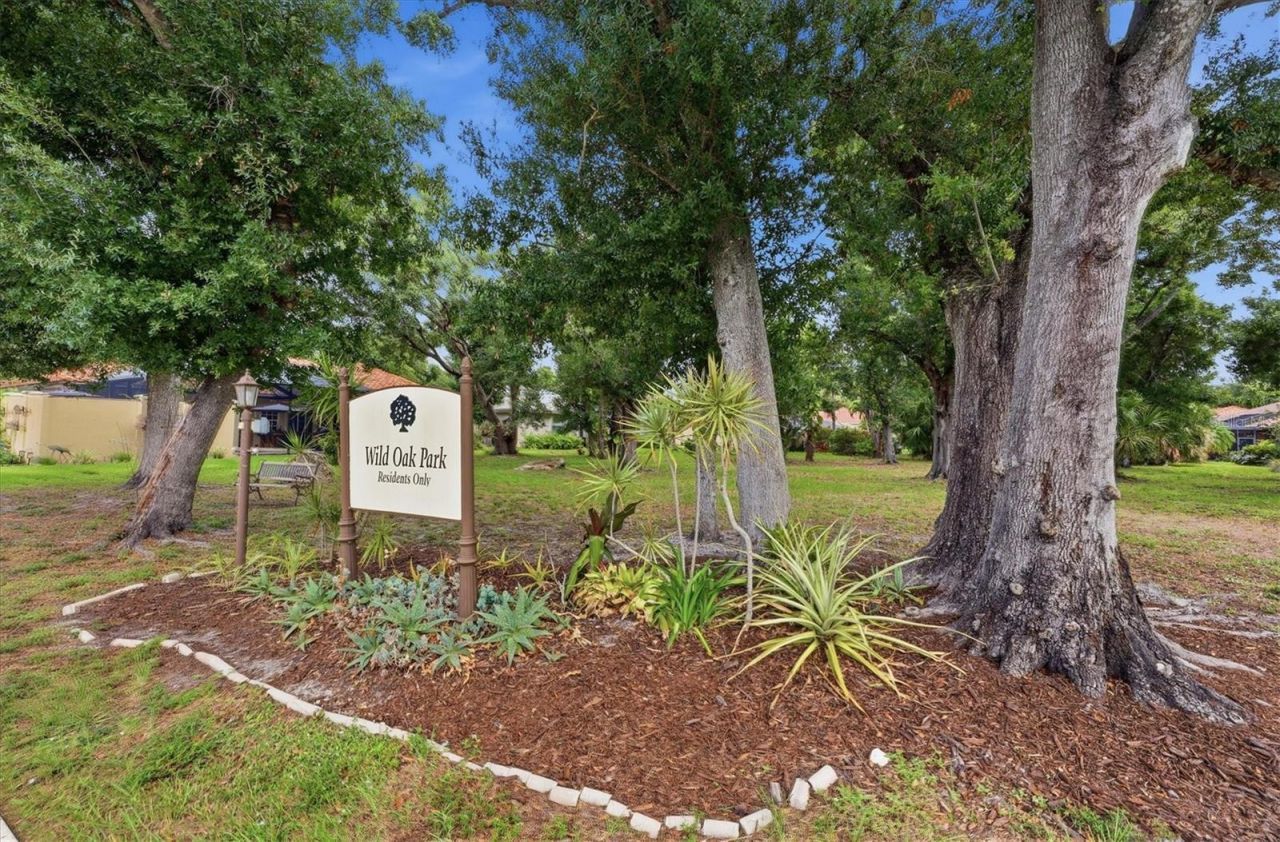 597 Aston Woods Court, Venice, FL 34293 Photo