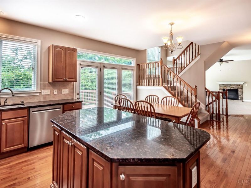 1481 Shaker Run Boulevard, Turtle Creek Twp, OH 45036 Photo 12