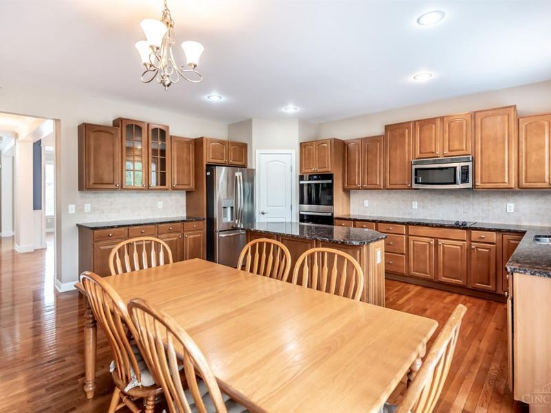 1481 Shaker Run Boulevard, Turtle Creek Twp, OH 45036 Photo 9