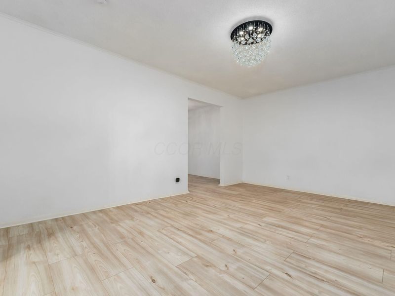 6571 Karl Road , Columbus, OH 43229 Photo 10