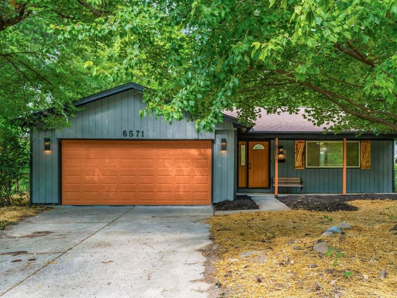6571 Karl Road , Columbus, OH 43229 Photo 2