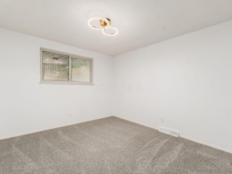 6571 Karl Road , Columbus, OH 43229 Photo 26