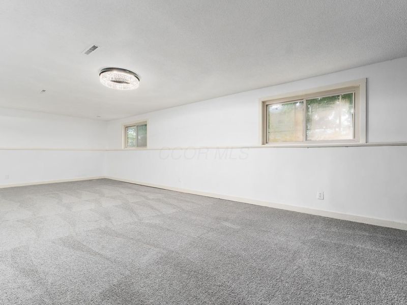 6571 Karl Road , Columbus, OH 43229 Photo 33