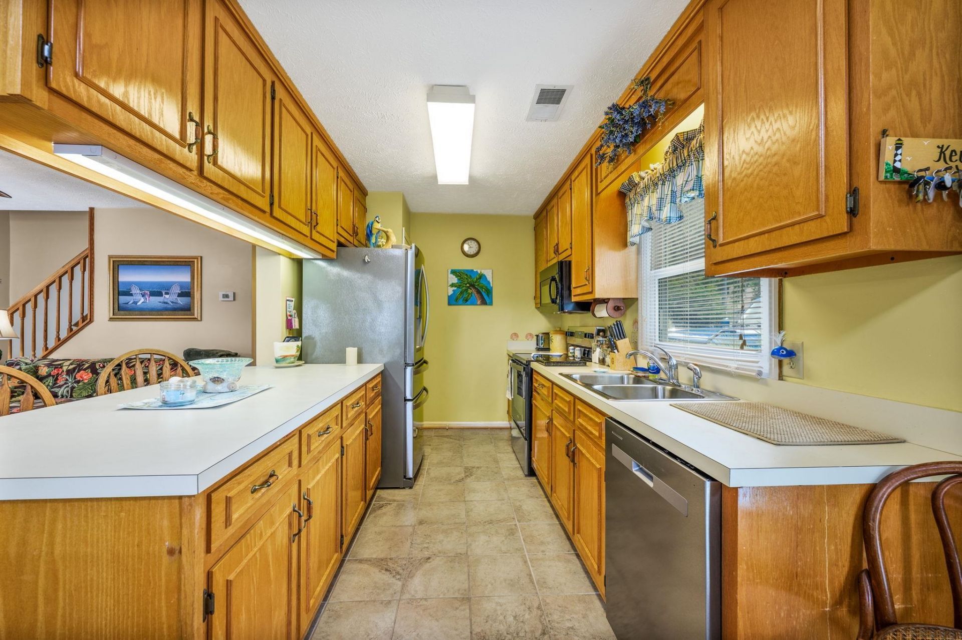942 Tiffany Ln. Photo 10