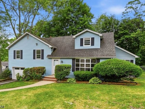 27 Knollwood Rd, Morristown, NJ 07960