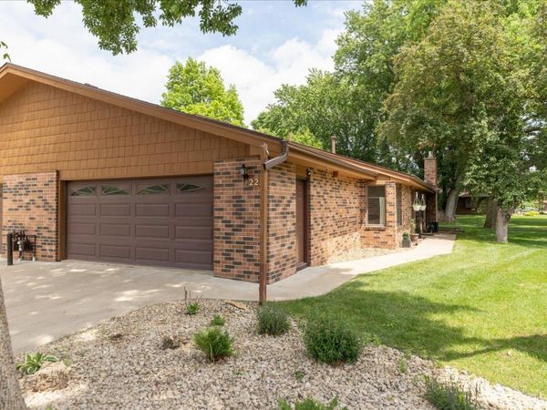 2211 Baihly Court SW, Rochester, MN 55902