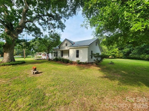 6400 Market Street , Charlotte, NC 28215
