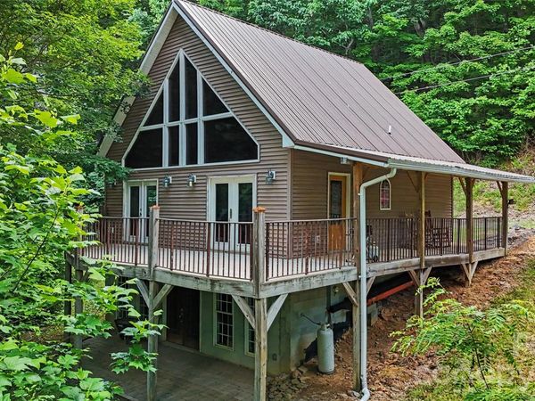 578 Three Top Circle, West Jefferson, NC 28694