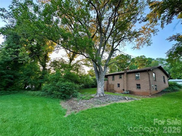 107 Conley Street , Morganton, NC 28655