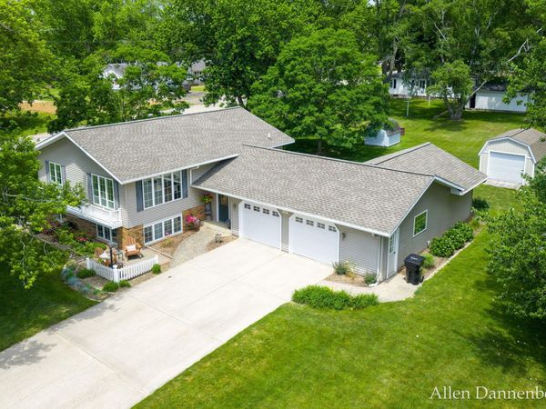10497 Beechnut Lane, Zeeland, MI 49464