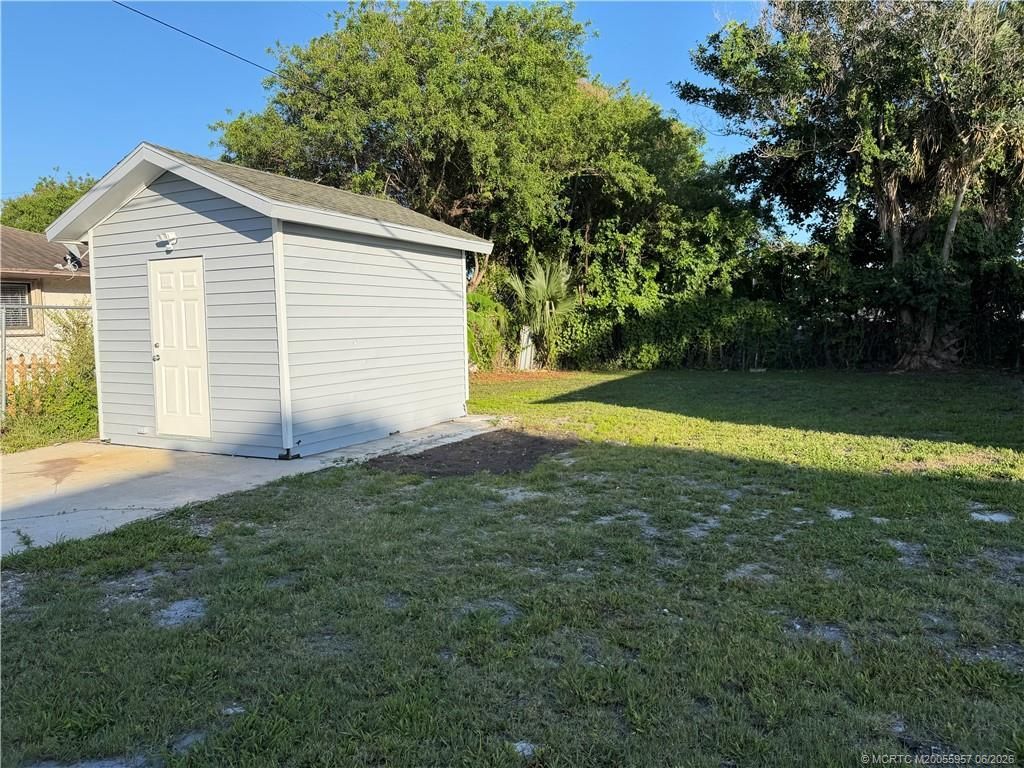 3277 SE Birch Avenue, Stuart, FL 34997 Photo