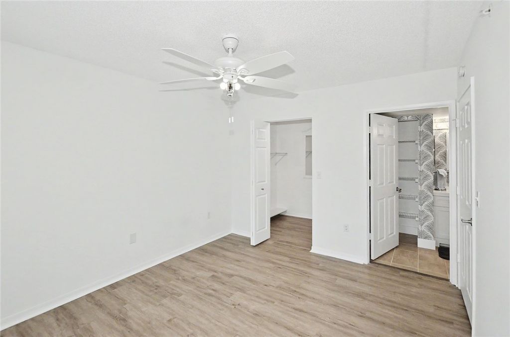 1650 N 42nd Circle, Unit 107, Vero Beach, FL 32967 Photo