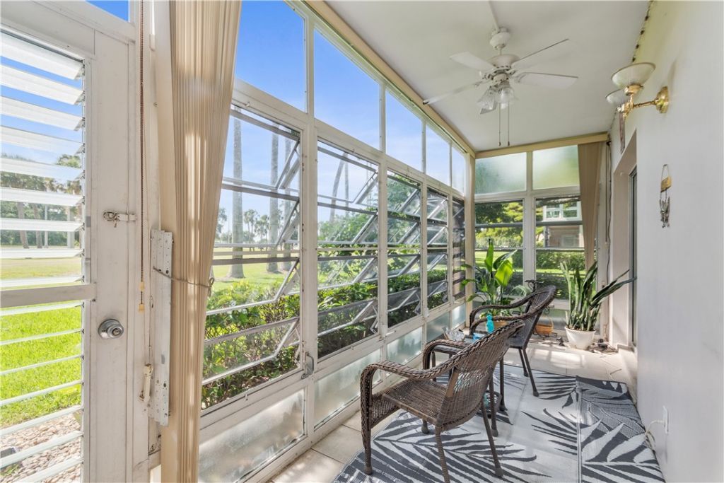 16 Vista Palm Lane, Unit 106, Vero Beach, FL 32962 Photo