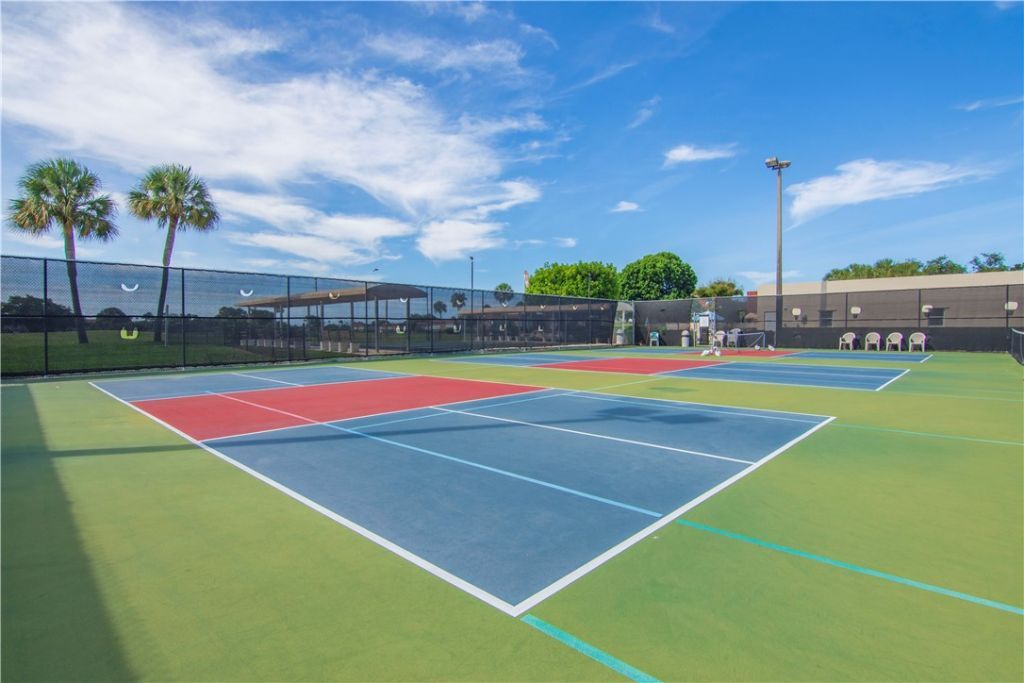 16 Vista Palm Lane, Unit 106, Vero Beach, FL 32962 Photo