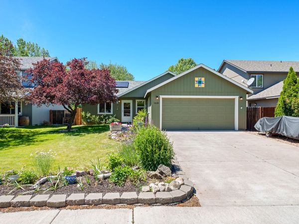 1425 SW 31st Street, Redmond, OR 97756