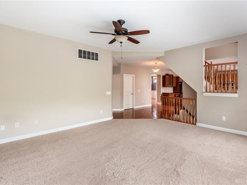 1481 Shaker Run Boulevard, Turtlecreek Township, OH 45036 Photo 17
