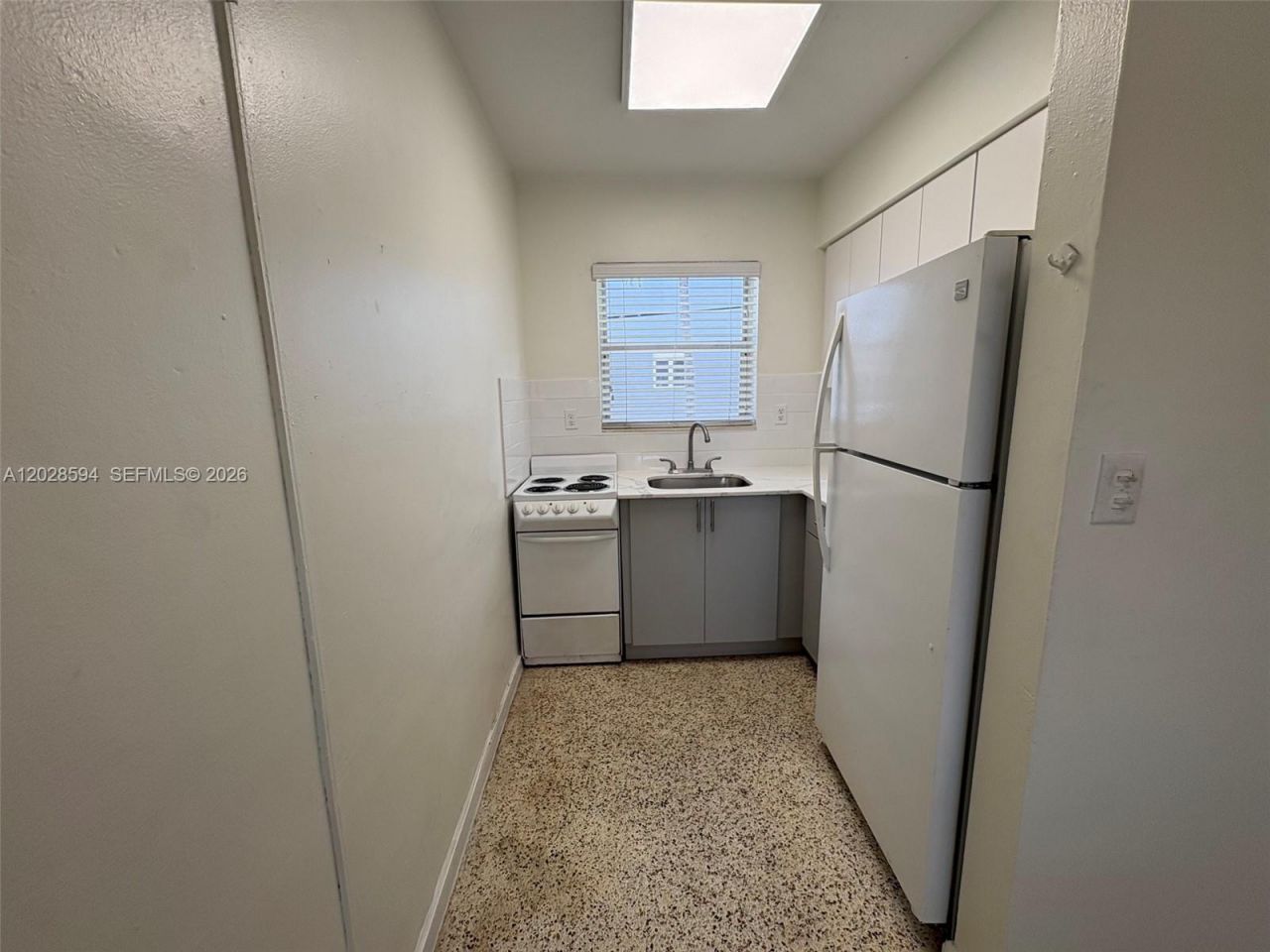320 W 10th St, Unit 3, Hialeah, FL 33010 Photo