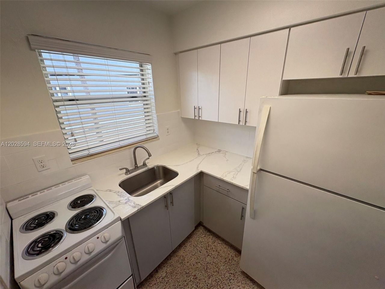320 W 10th St, Unit 3, Hialeah, FL 33010 Photo