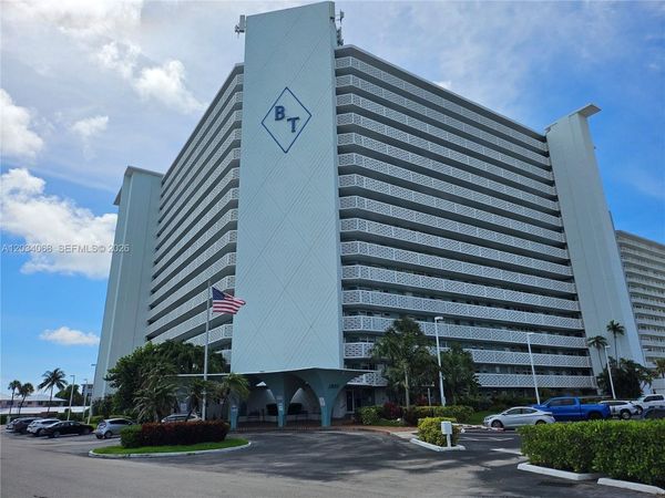 1900 S Ocean Dr , Unit 1704, Fort Lauderdale, FL 33316