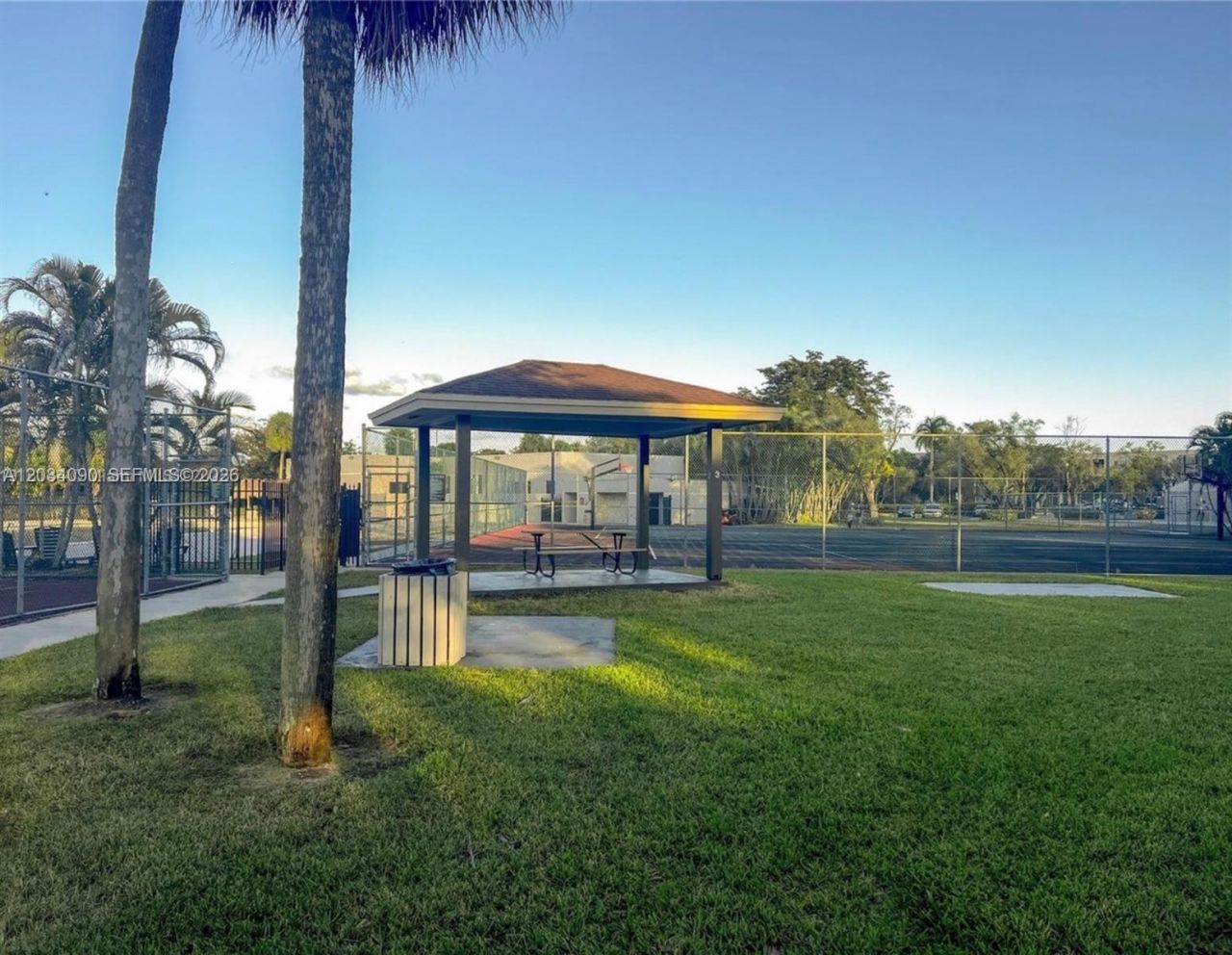 8520 SW 133rd Ave Rd , Unit 424, Miami, FL 33183 Photo
