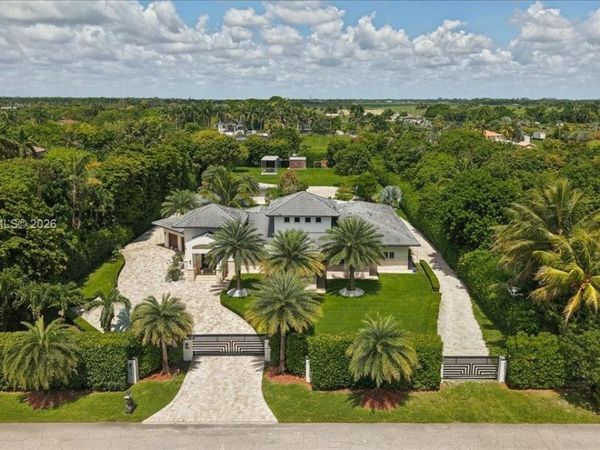 16580 SW 173rd Ave , Miami, FL 33187