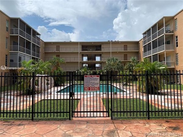 4848 NW 24th Ct , Unit 202, Lauderdale Lakes, FL 33313