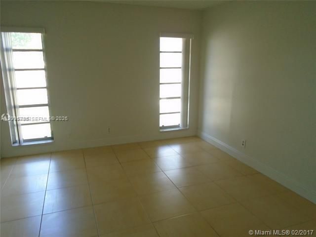 4848 NW 24th Ct , Unit 202, Lauderdale Lakes, FL 33313 Photo