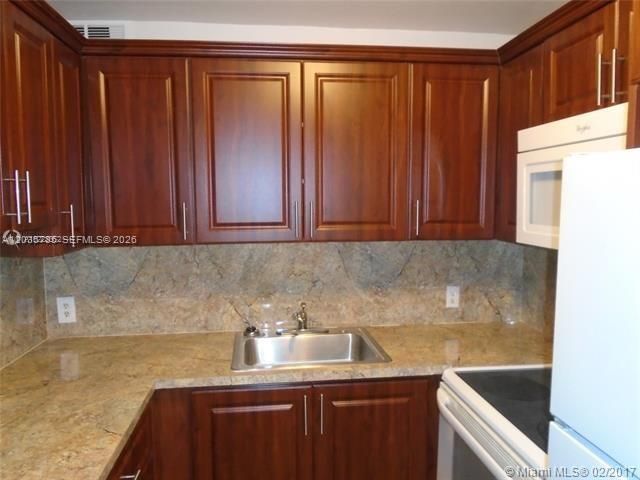 4848 NW 24th Ct , Unit 202, Lauderdale Lakes, FL 33313 Photo