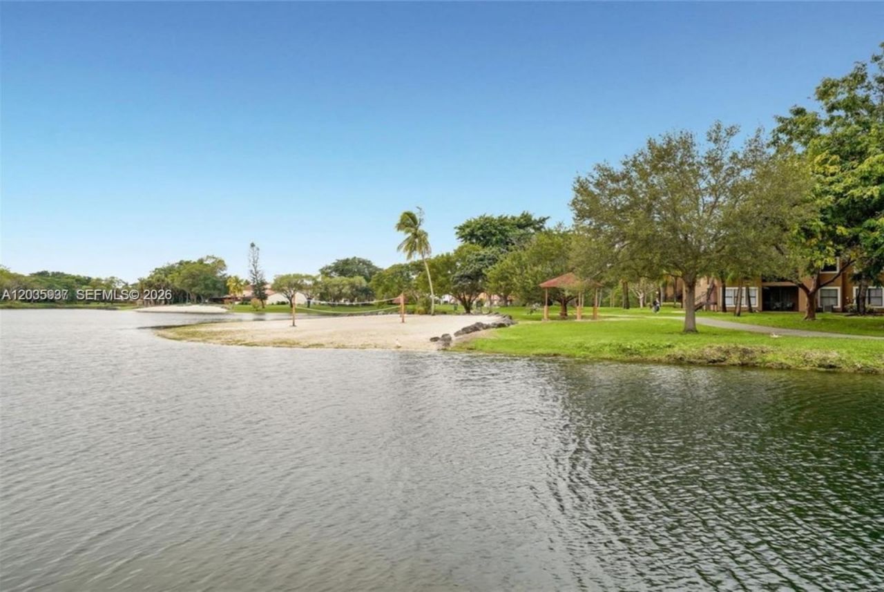 15370 SW 104th Ter , Unit 7, Miami, FL 33196 Photo