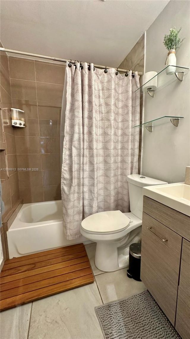842 Meridian Ave , Unit 1E, Miami Beach, FL 33139 Photo