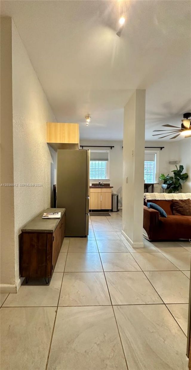 842 Meridian Ave , Unit 1E, Miami Beach, FL 33139 Photo