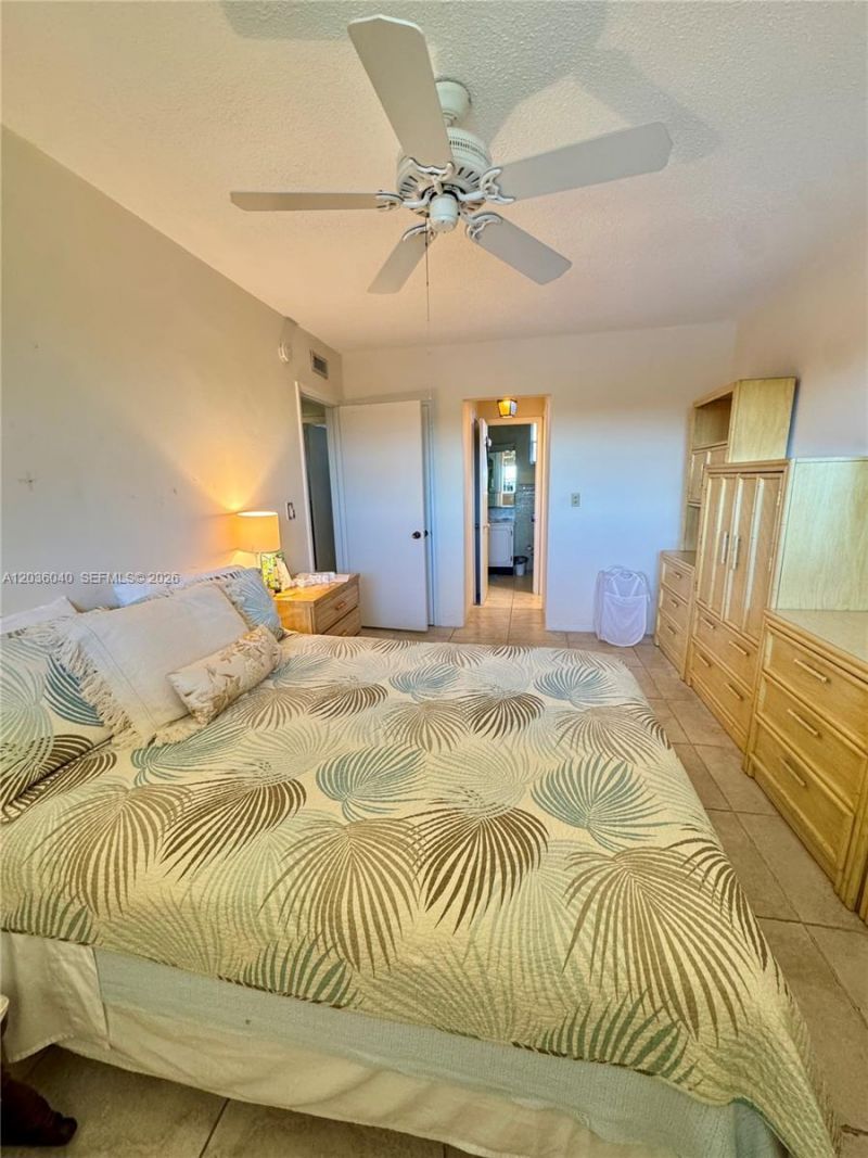 2940 NE 203rd St , Unit C-213, Aventura, FL 33180 Photo