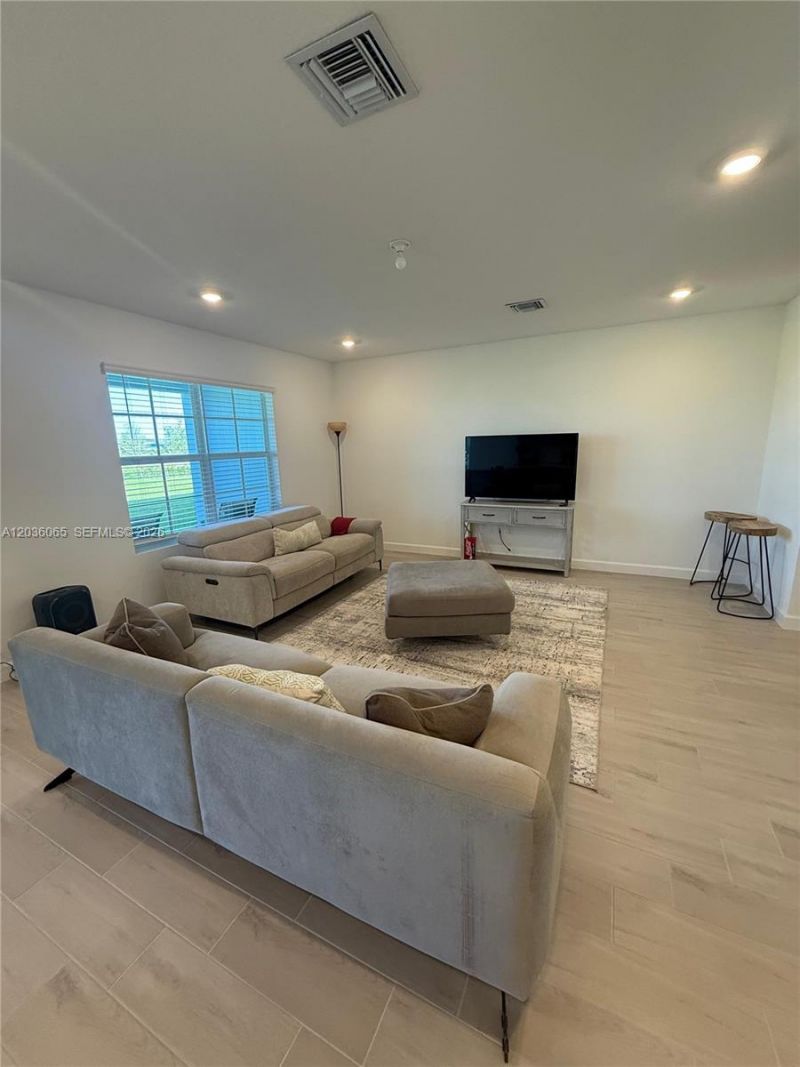 1662 Hoot Owl Holw, Unit 1662, Loxahatchee, FL 33470 Photo