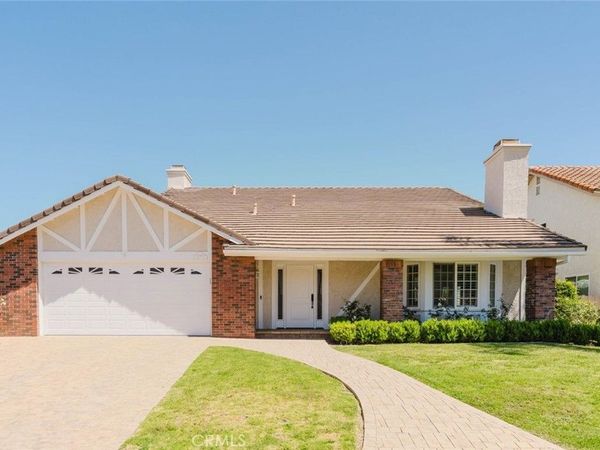 29049 Acanthus Court, Agoura Hills, CA 91301