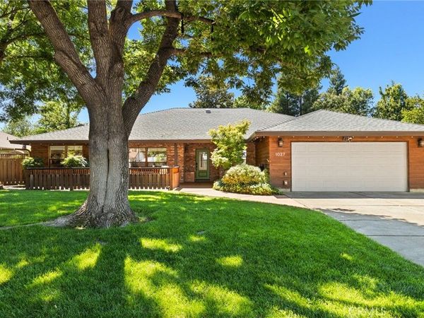 1027 Colmena Drive , Chico, CA 95926