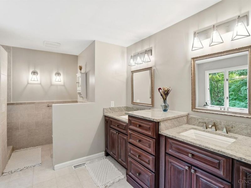 11880 Spiral Pass, Cincinnati, OH 45249 Photo 45