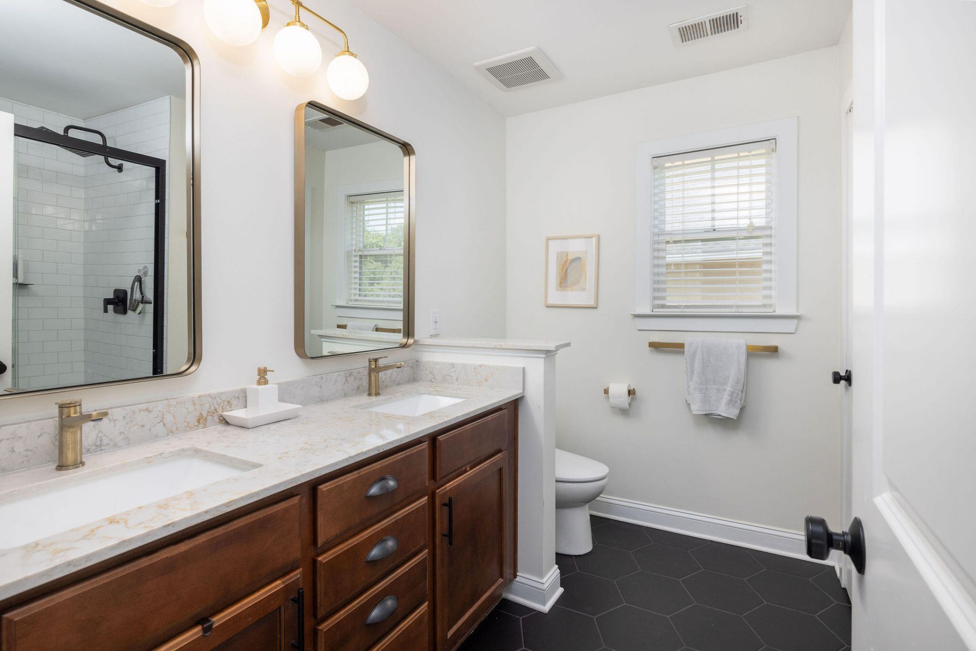 4904 W Liberty Park Circle Photo 28