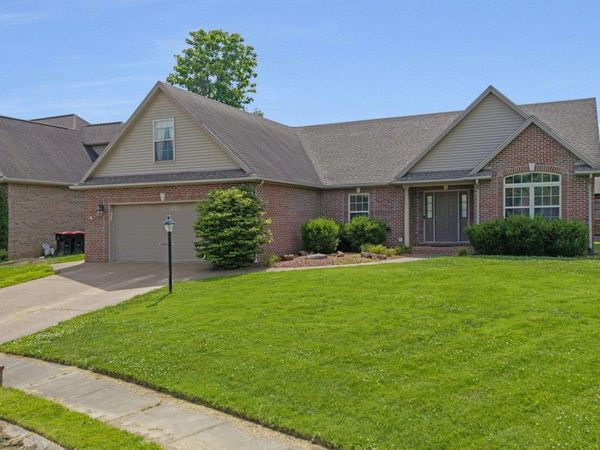 4620 Clint Circle, Newburgh, IN 47630