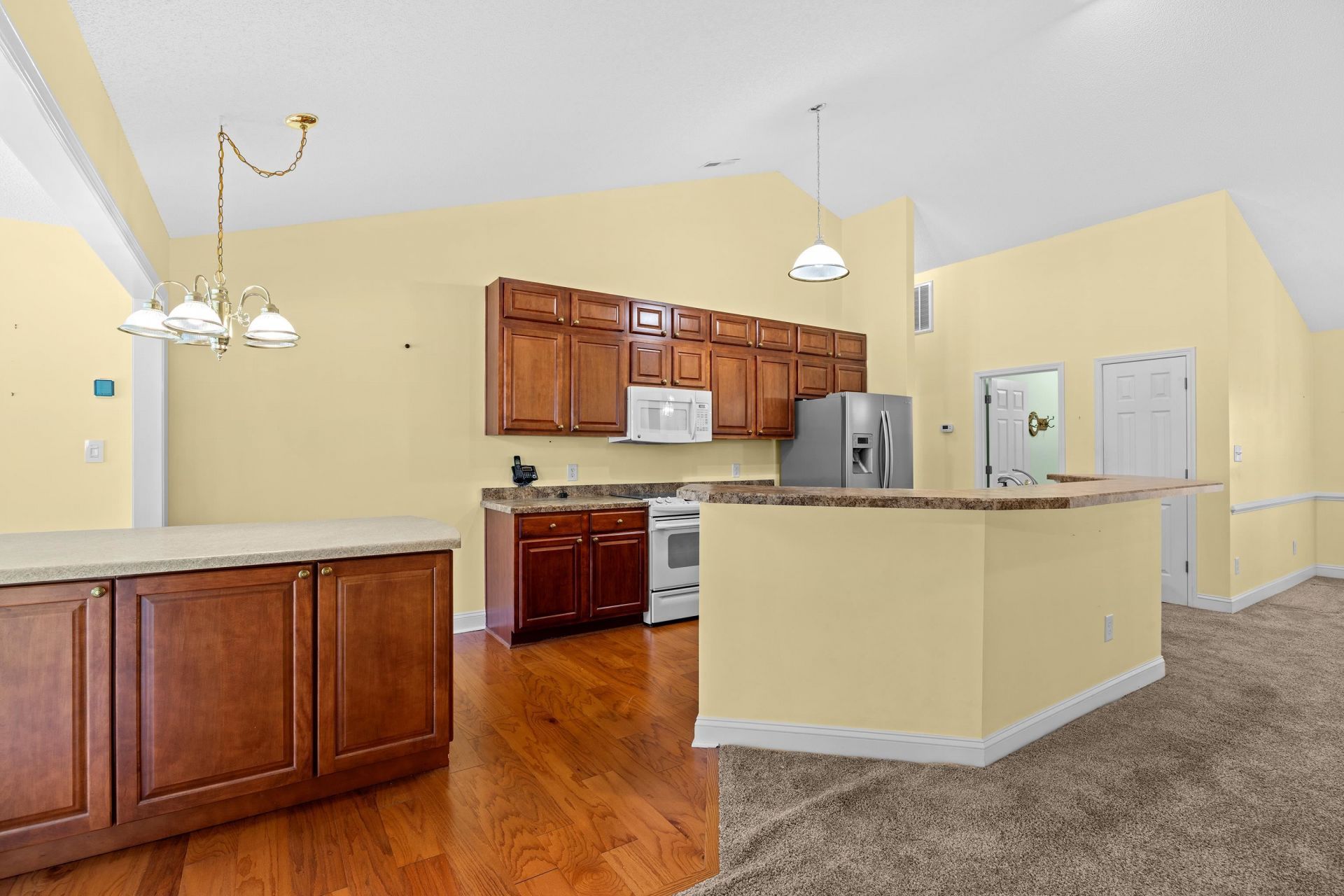 488 Westham Dr. Photo 14