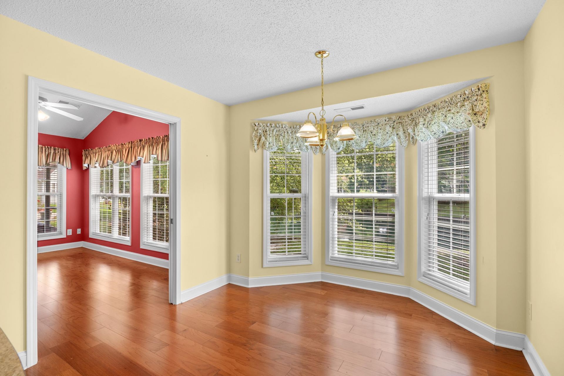 488 Westham Dr. Photo 31