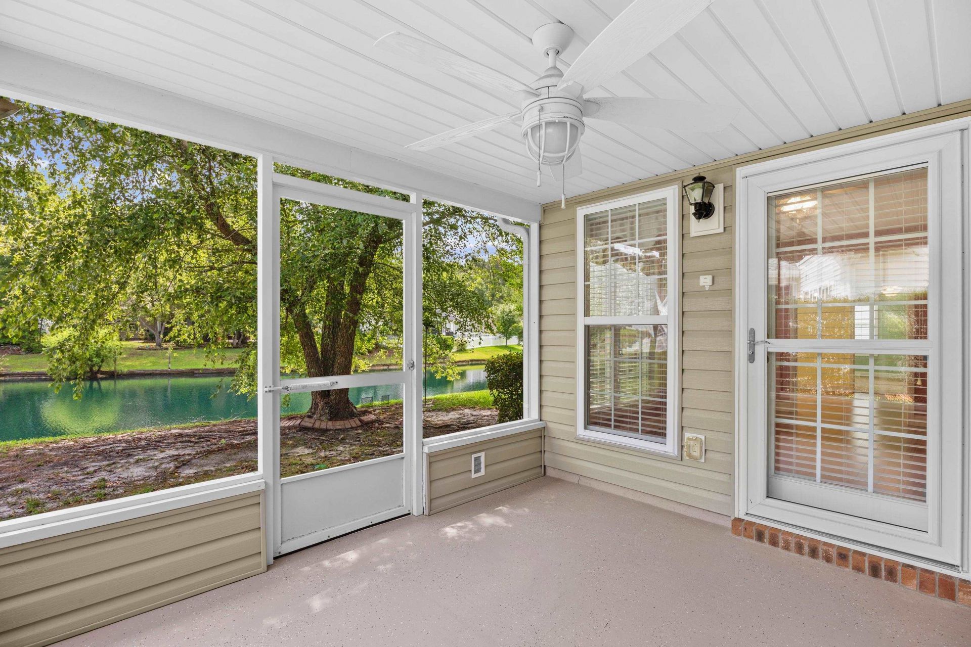 488 Westham Dr. Photo 32