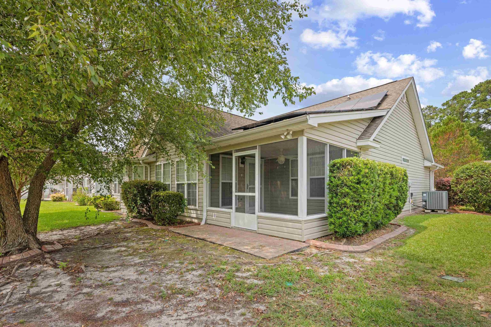 488 Westham Dr. Photo 35