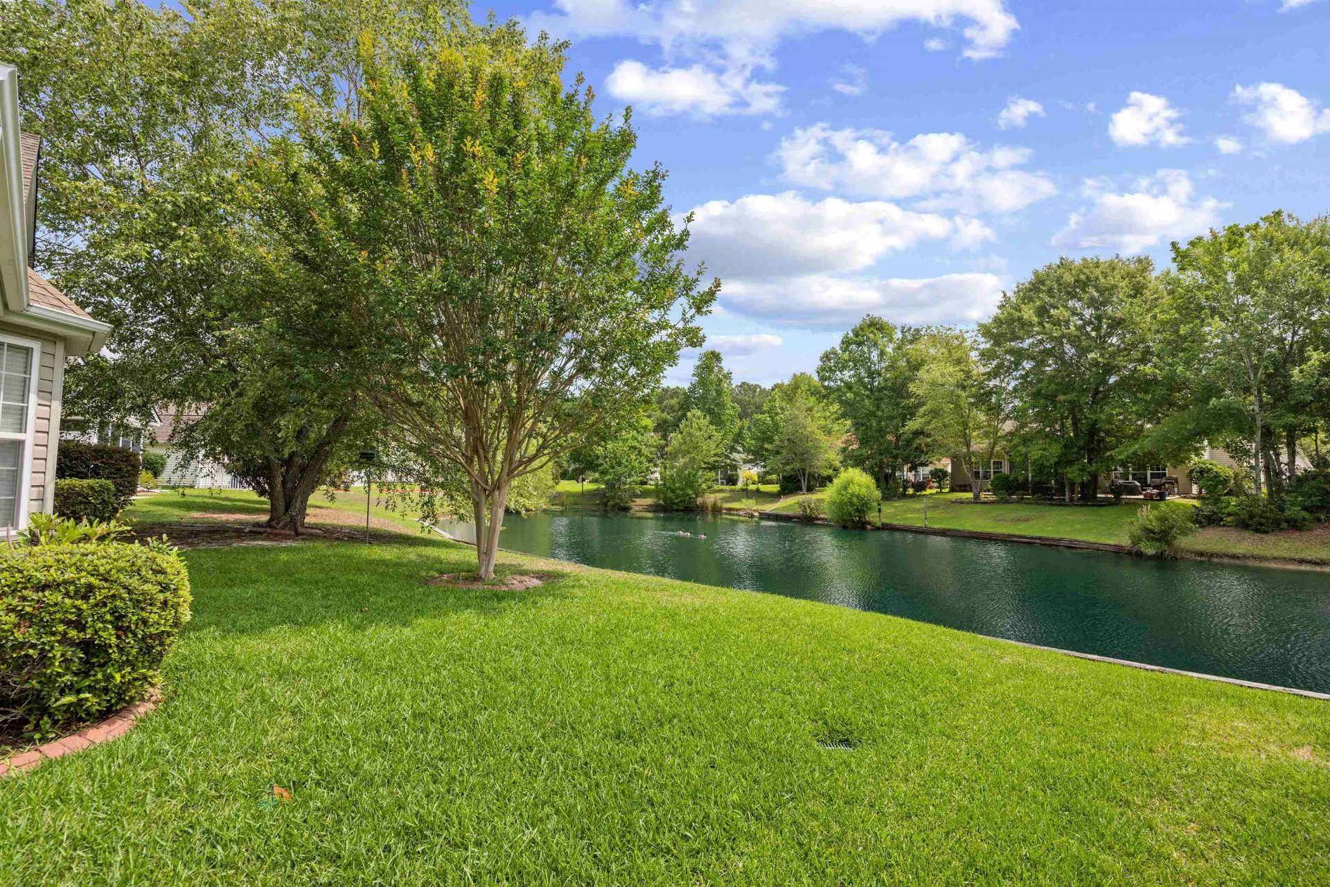 488 Westham Dr. Photo 37