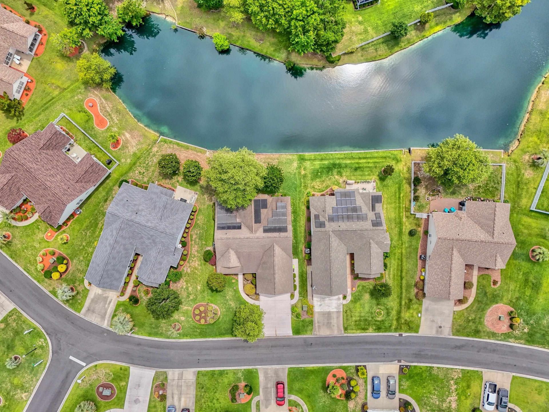 488 Westham Dr. Photo 4